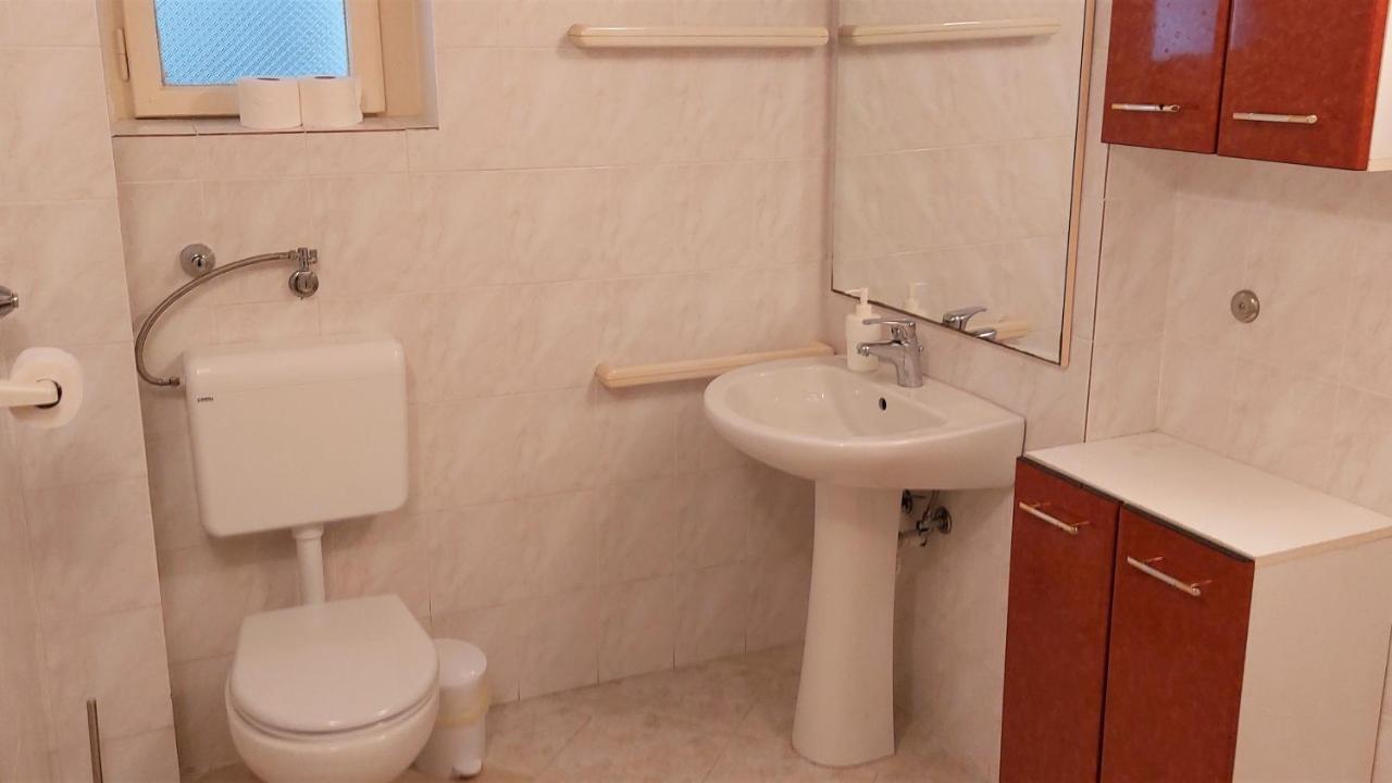 Apartman Crikvenica 30214 - Zulich Bilik gambar